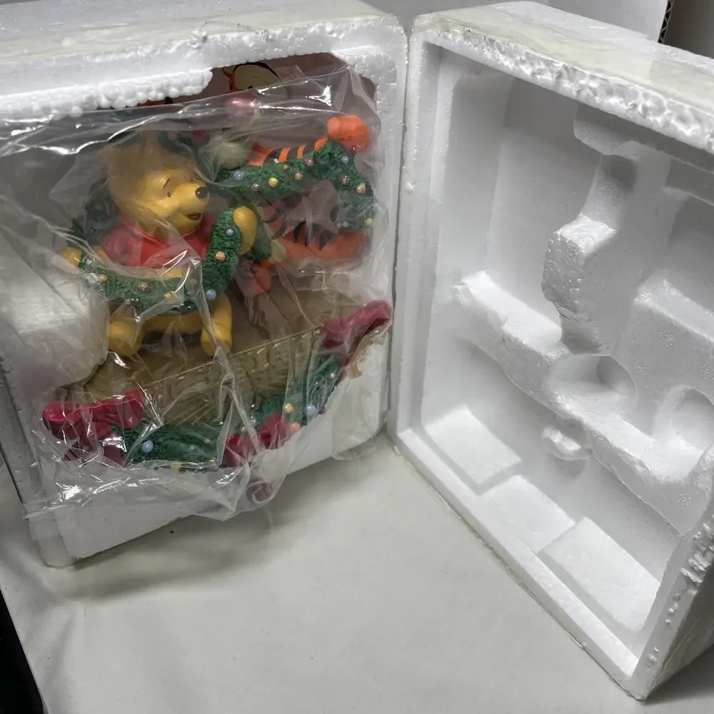 Disney Store Winnie Pooh & Tigger Christmas Stocking Holder Hanger Vtg w/Box